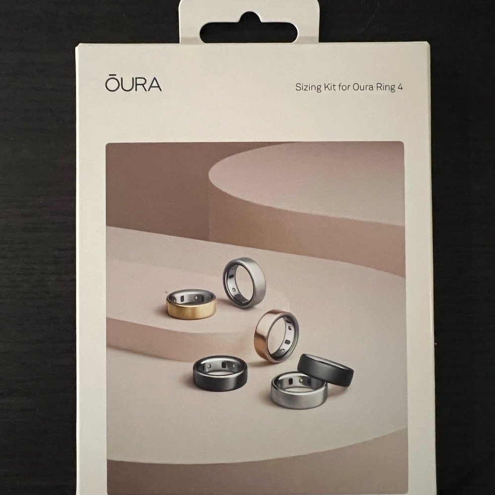 Oura Ring 4 Sizing Kit with White Rings